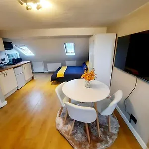 Alross Flat / Private Bathroom Appartamento Londra