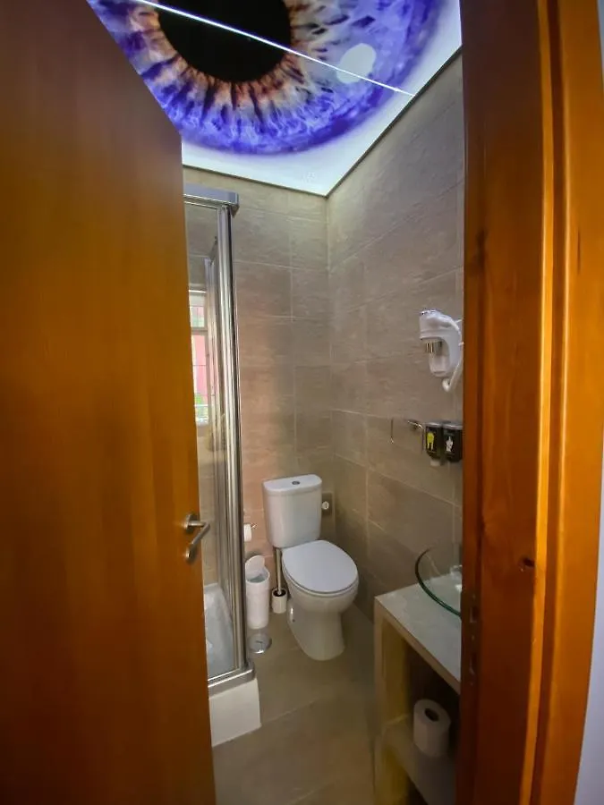 Arty Home In The Heart Of Lisbon , Baixa Chiado 0*,
